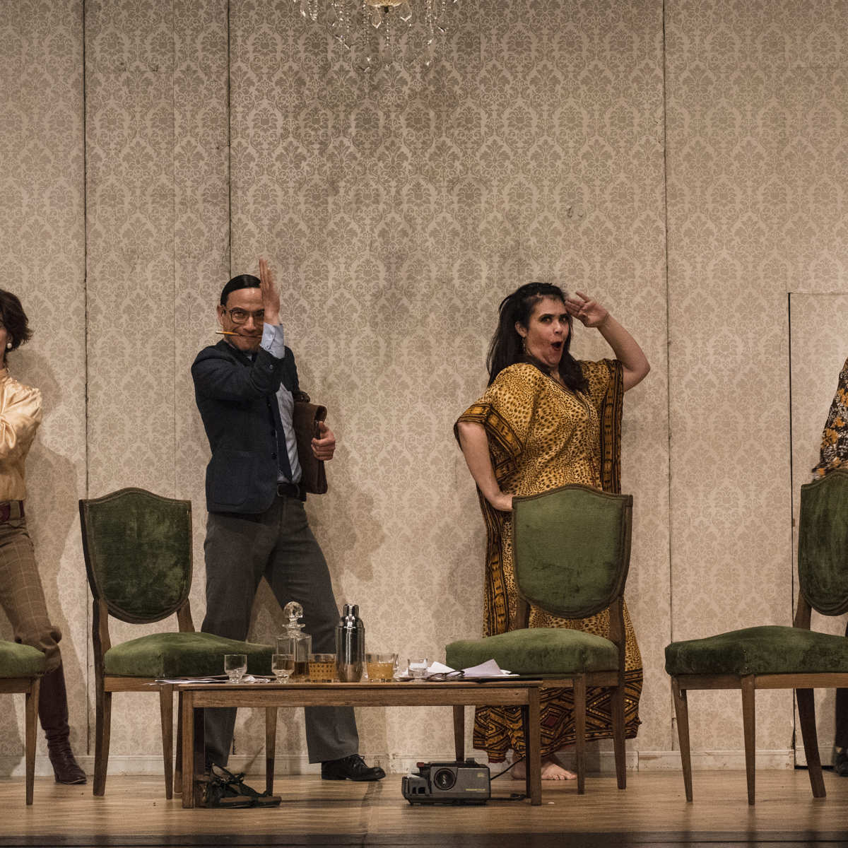 Los tallistas bailando Rasputín, Temporada Teatro Nacional 2023.jpg