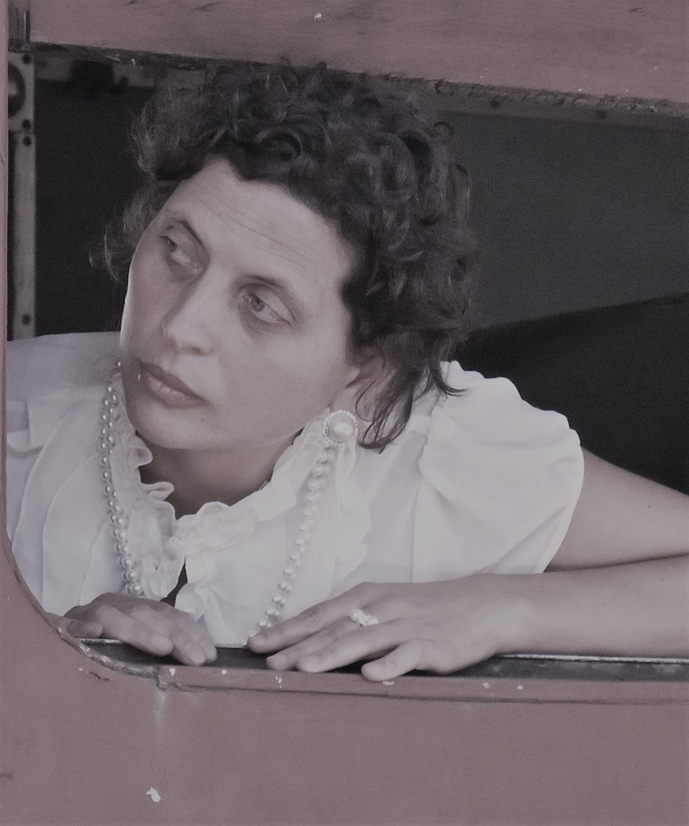 1_teaser película Elena varela_Tania la guerrillera.jpg
