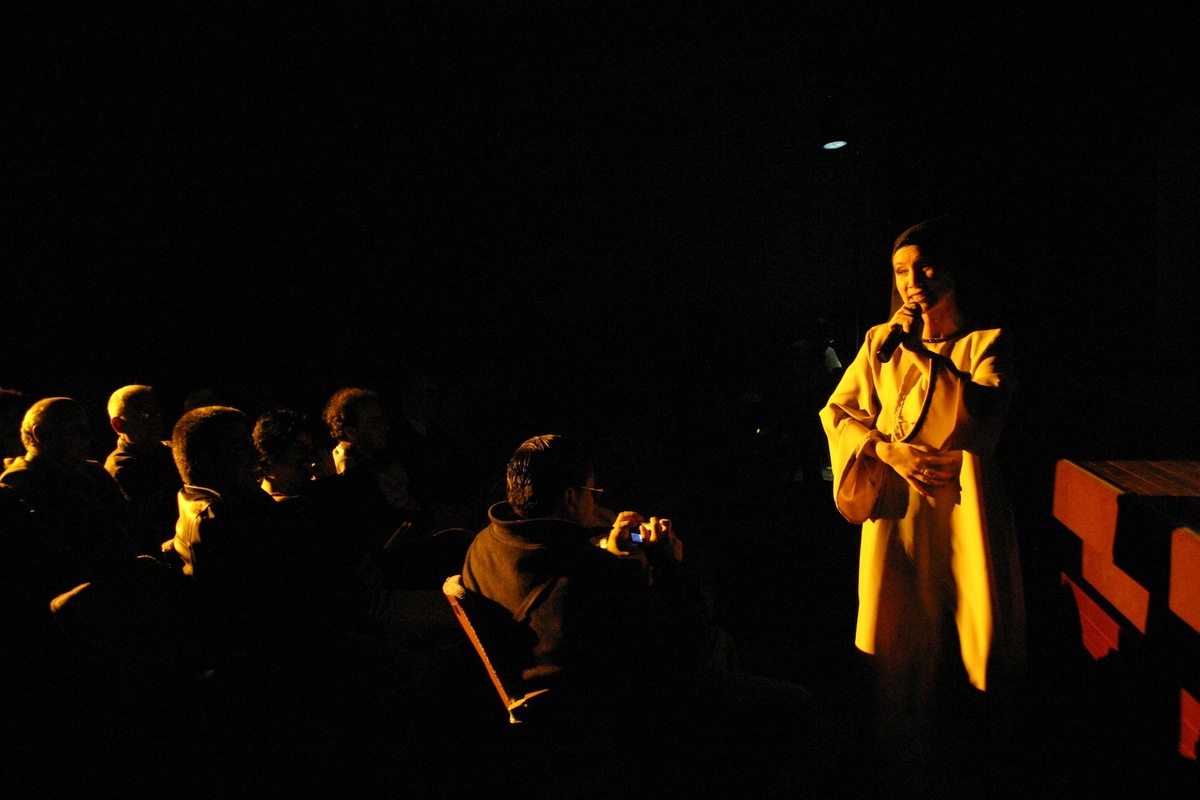 18. cabaret-02.jpg